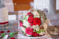 Blumenarrangements_auf_Hochzeiten_by__Brautfoto.at__1800_599f99cdb78