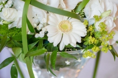 Blumenarrangements_auf_Hochzeiten_by__Brautfoto.at__1808_599f99d8cb1